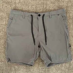 686 men’s everywhere shorts size 36